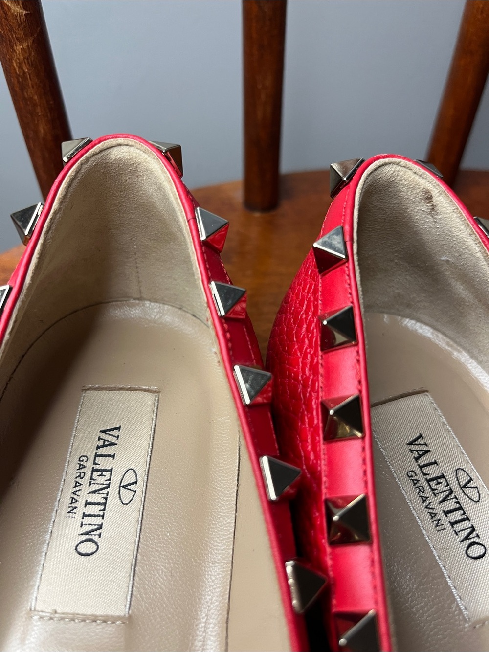 Valentino Garavani Rockstud Pointed Toe Ballerina Flats Red Size 37.5 - Picture 6 of 11